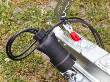 Karox PlugDock držák zástrčky přívěsu (2)