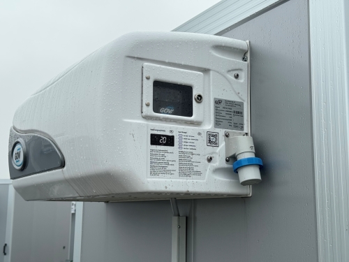 Přívěs chladírenský UNSINN UKT 0C-A – lehké provedení s chlazením na 0 °C (7)